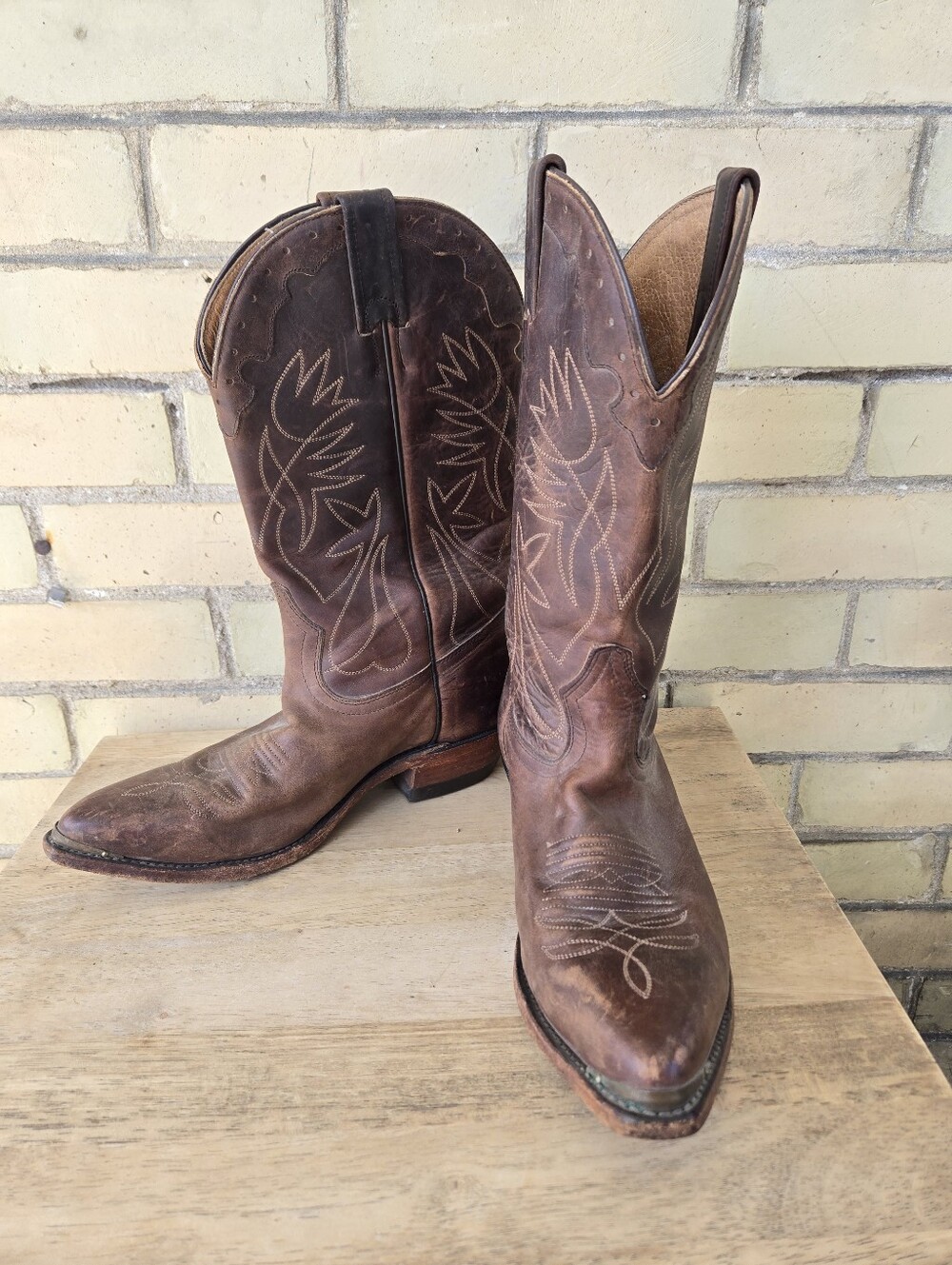 Boulet Cowboy Boots - Picture 10 of 10